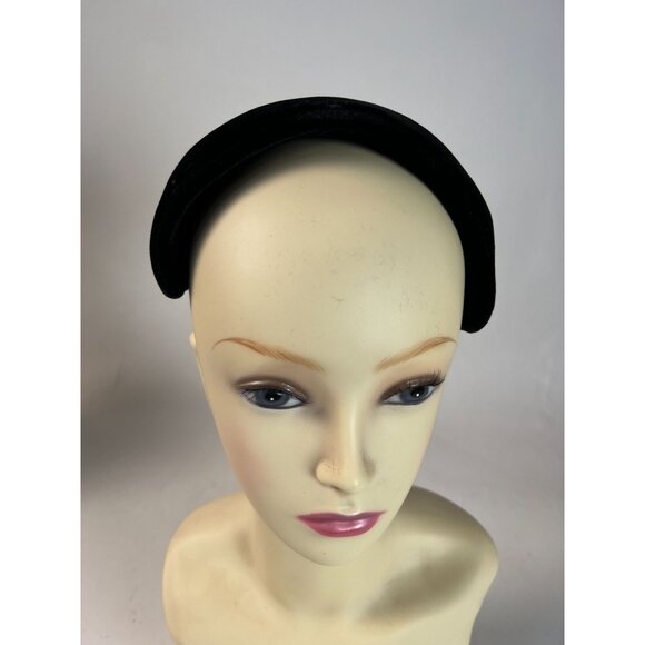 Vintage Black Velvet Womens Pillbox Hat With Bow Accent - Picture 3 of 12